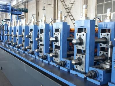 直縫焊管機與直縫焊管機組產(chǎn)品圖片展示 - 石家莊騰迪機械設(shè)備貿(mào)易